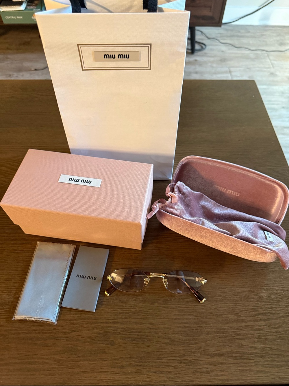 Miu Miu Sunglasses - Picture 3 of 6